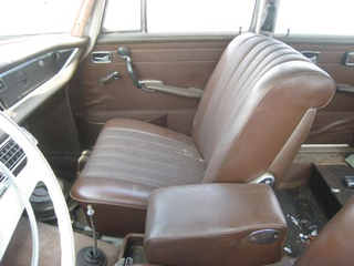 Illustration for article titled Happy Tailfins And All, This 1965 Mercedes-Benz 190c Is Crusher-Bound